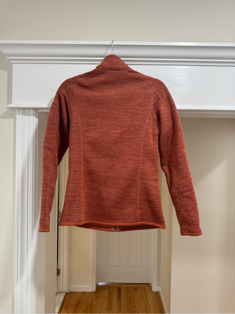 Patagonia Women's Zip-Up Fleece Jacket in Rust Orange - Picture 5 of 5